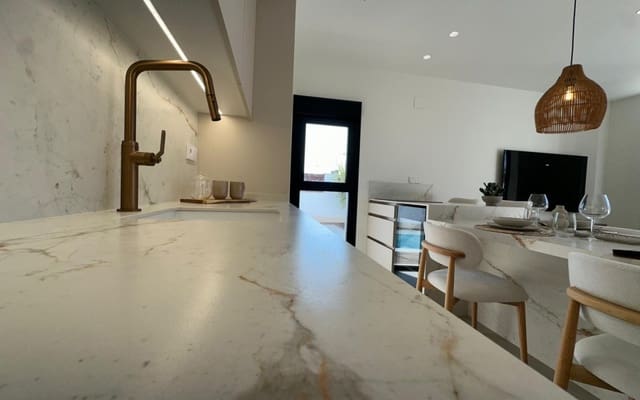 2 soverom Hus til salgs i Santiago de la Ribera, San Javier med svømmebasseng - € 444 500 (Ref: 9934475)