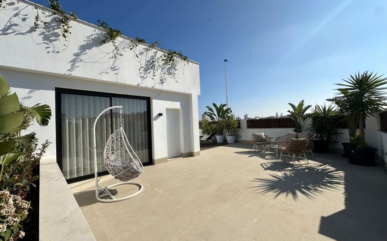 2 soverom Hus til salgs i Santiago de la Ribera med svømmebasseng - € 444 500 (Ref: 9934475)