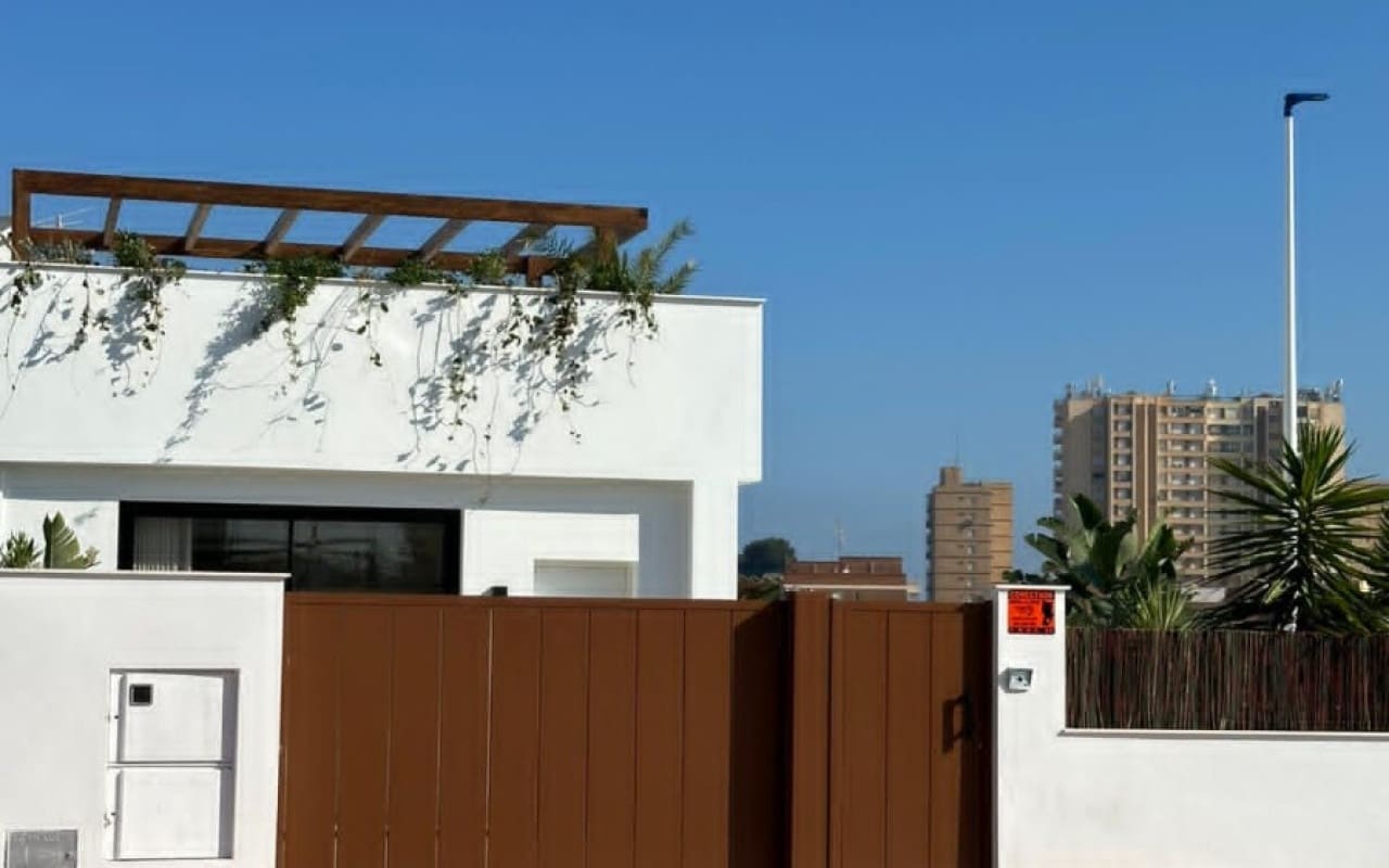 2 soverom Hus til salgs i Santiago de la Ribera med svømmebasseng - € 444 500 (Ref: 9934475)