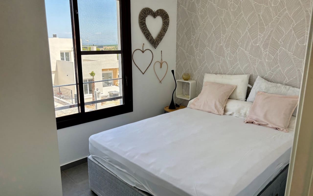 2 soverom Penthouse til salgs i Algorfa med svømmebasseng - € 279 000 (Ref: 9938509)
