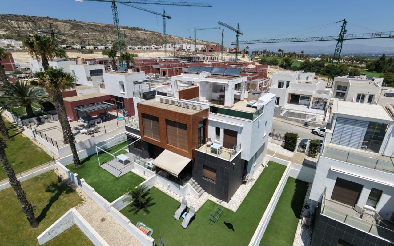 2 soverom Penthouse til salgs i Algorfa med svømmebasseng - € 279 000 (Ref: 9938509)