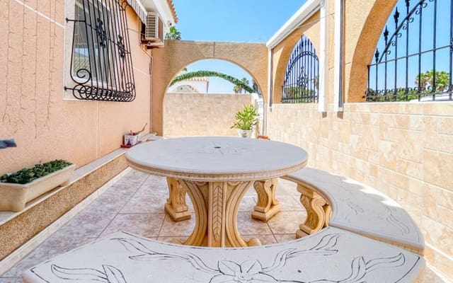 2 soverom Hus til salgs i Los Narejos, Los Alcázares med svømmebasseng - € 220 000 (Ref: 9946011)
