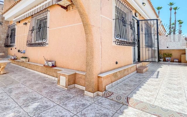 2 soverom Hus til salgs i Los Narejos, Los Alcázares med svømmebasseng - € 220 000 (Ref: 9946011)