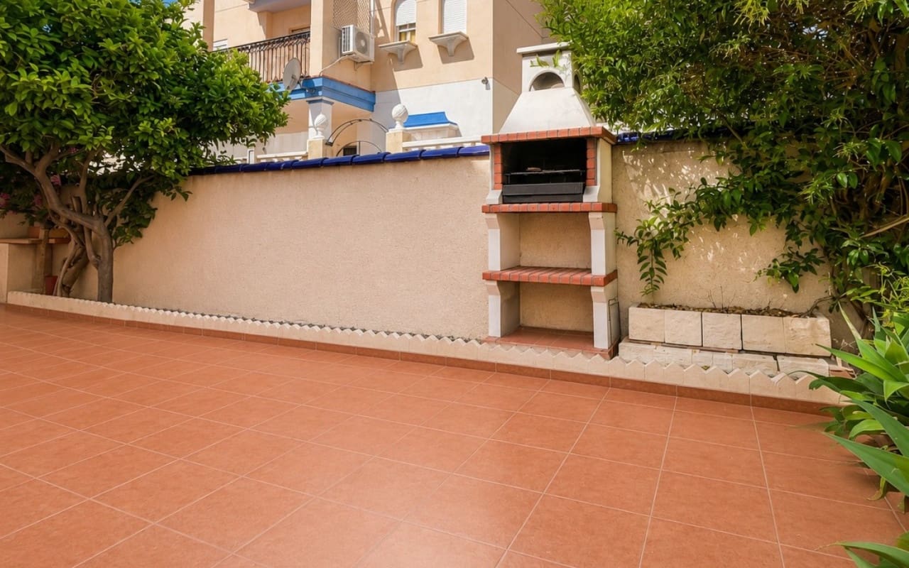 2 camera da letto Casa in vendita in Playa Flamenca con piscina - 164.900 € (Rif: 9946012)