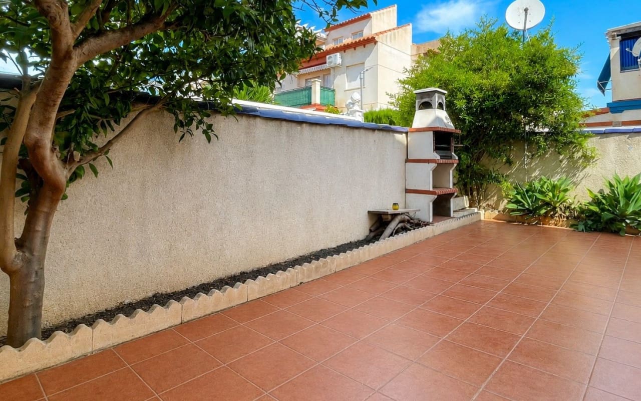 2 camera da letto Casa in vendita in Playa Flamenca con piscina - 164.900 € (Rif: 9946012)
