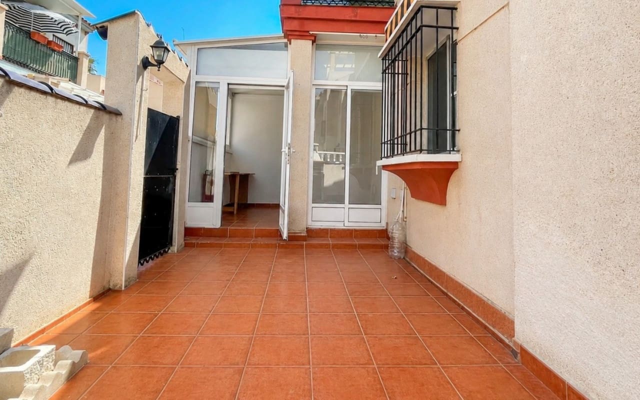 2 camera da letto Casa in vendita in Playa Flamenca con piscina - 164.900 € (Rif: 9946012)
