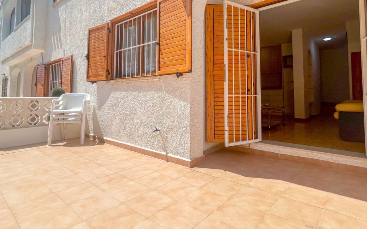 3 slaapkamer Huis te koop in Playa Flamenca - € 289.000 (Ref: 9946014)