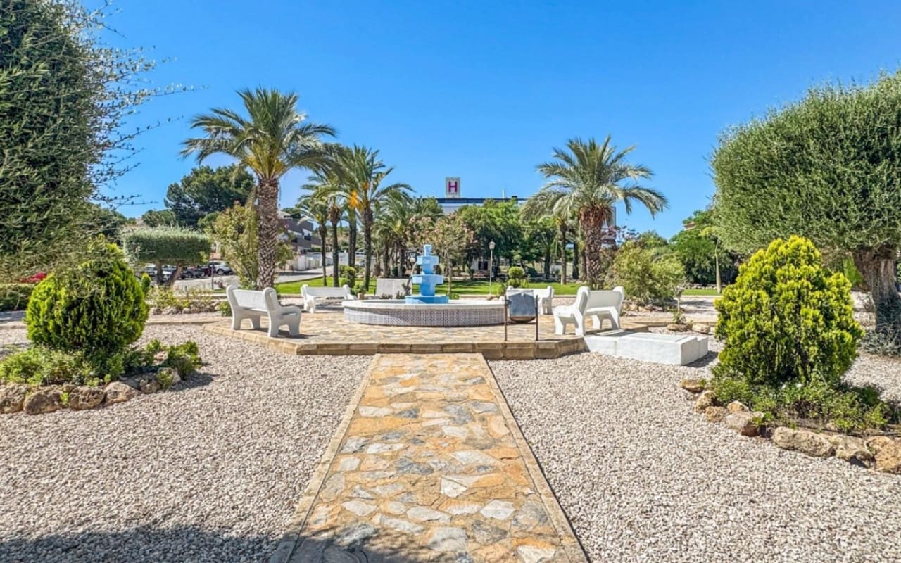 1 sovrum Hus till salu i Torrevieja med pool - 125 000 € (Ref: 9946015)