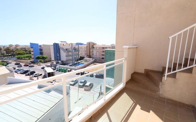 Ático de 2 habitaciones en Cabo Roig, Orihuela en venta con garaje - 239.000 € (Ref: 9946577)