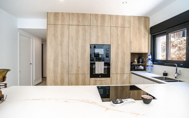 Chalet de 3 habitaciones en Algorfa en venta con piscina - 600.000 € (Ref: 9946578)