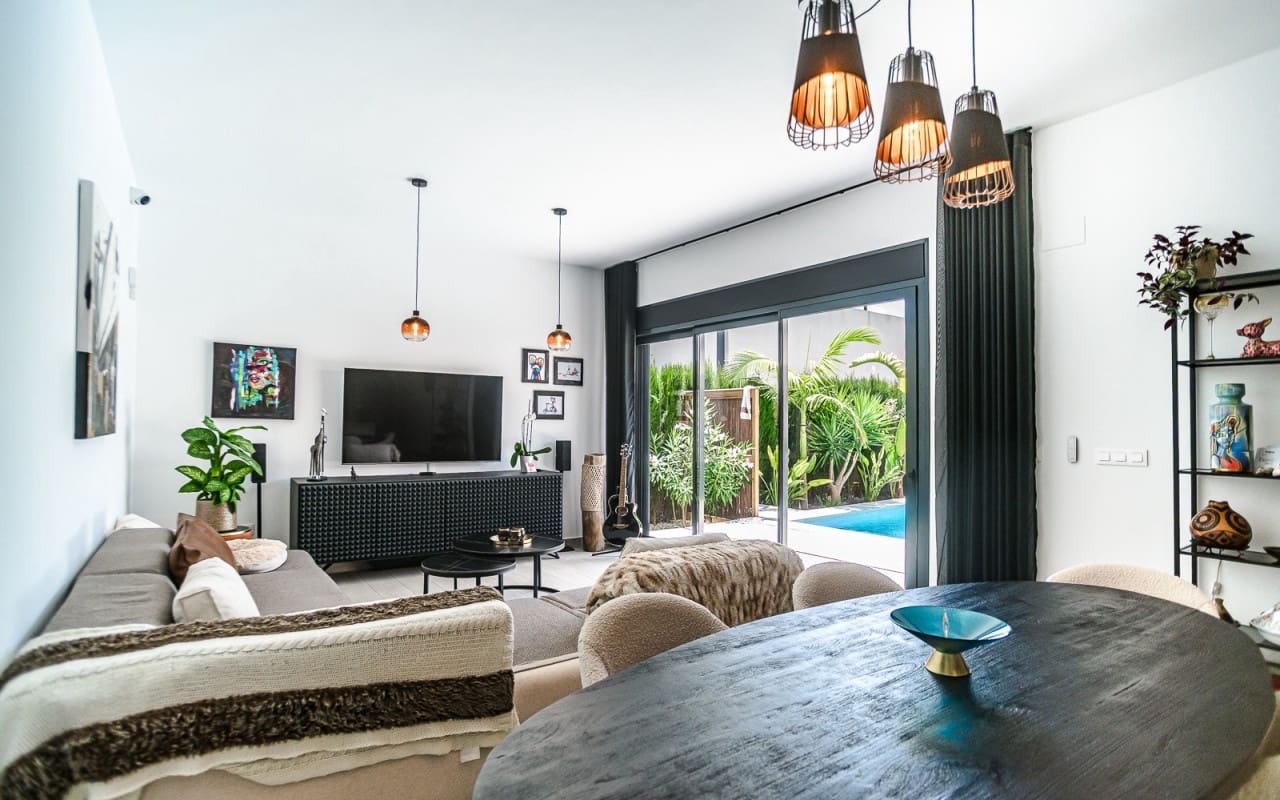Chalet de 3 habitaciones en Algorfa en venta con piscina garaje - 600.000 € (Ref: 9946578)
