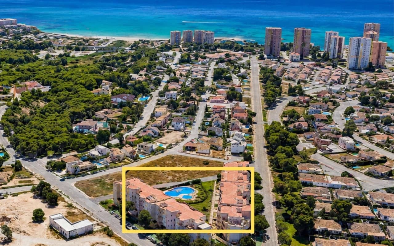 2 soveværelse Lejlighed til salg i Dehesa de Campoamor med swimmingpool - € 205.000 (Ref: 9946579)