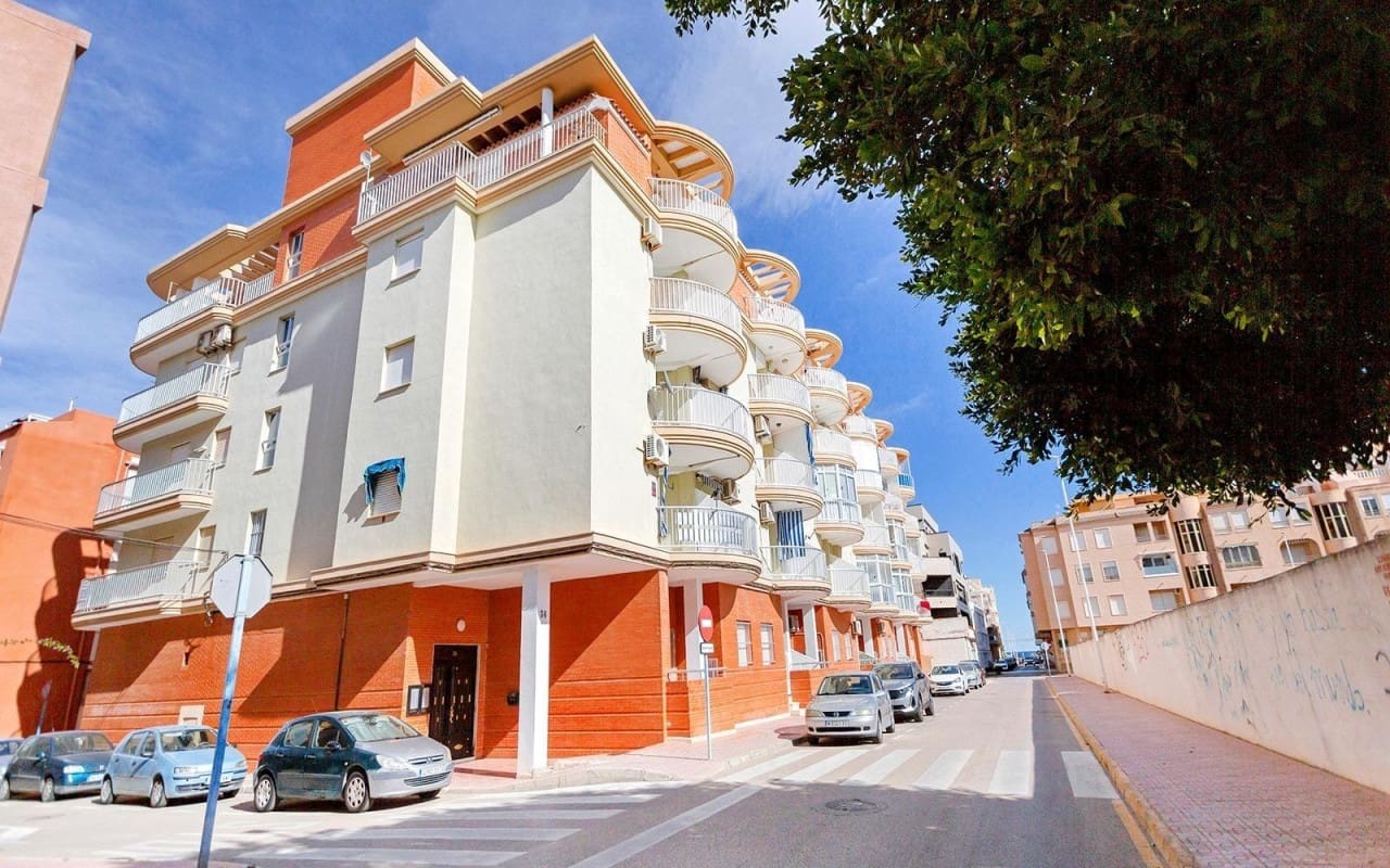 1 soveværelse Strandlejlighed til salg i La Mata - € 149.900 (Ref: 9946580)