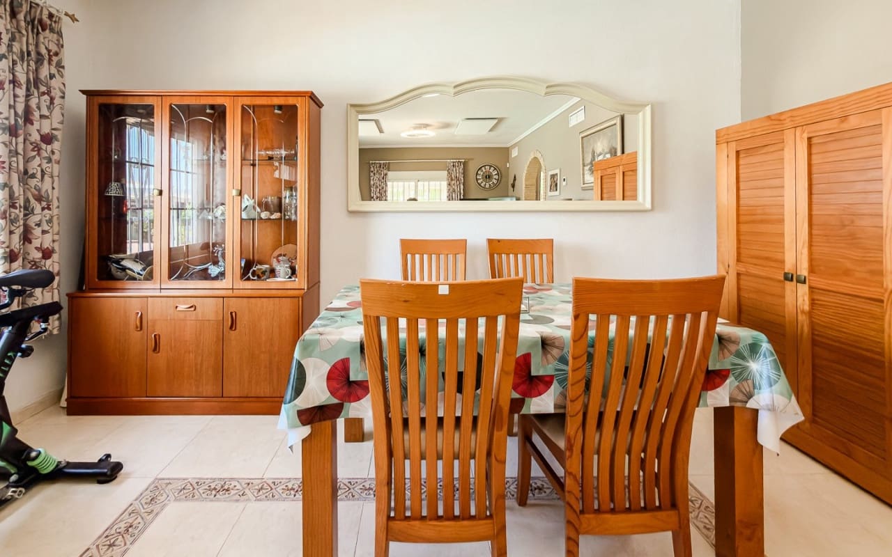 3 bedroom Finca/Country House for sale in Catral with pool - € 585,500 (Ref: 9946581)