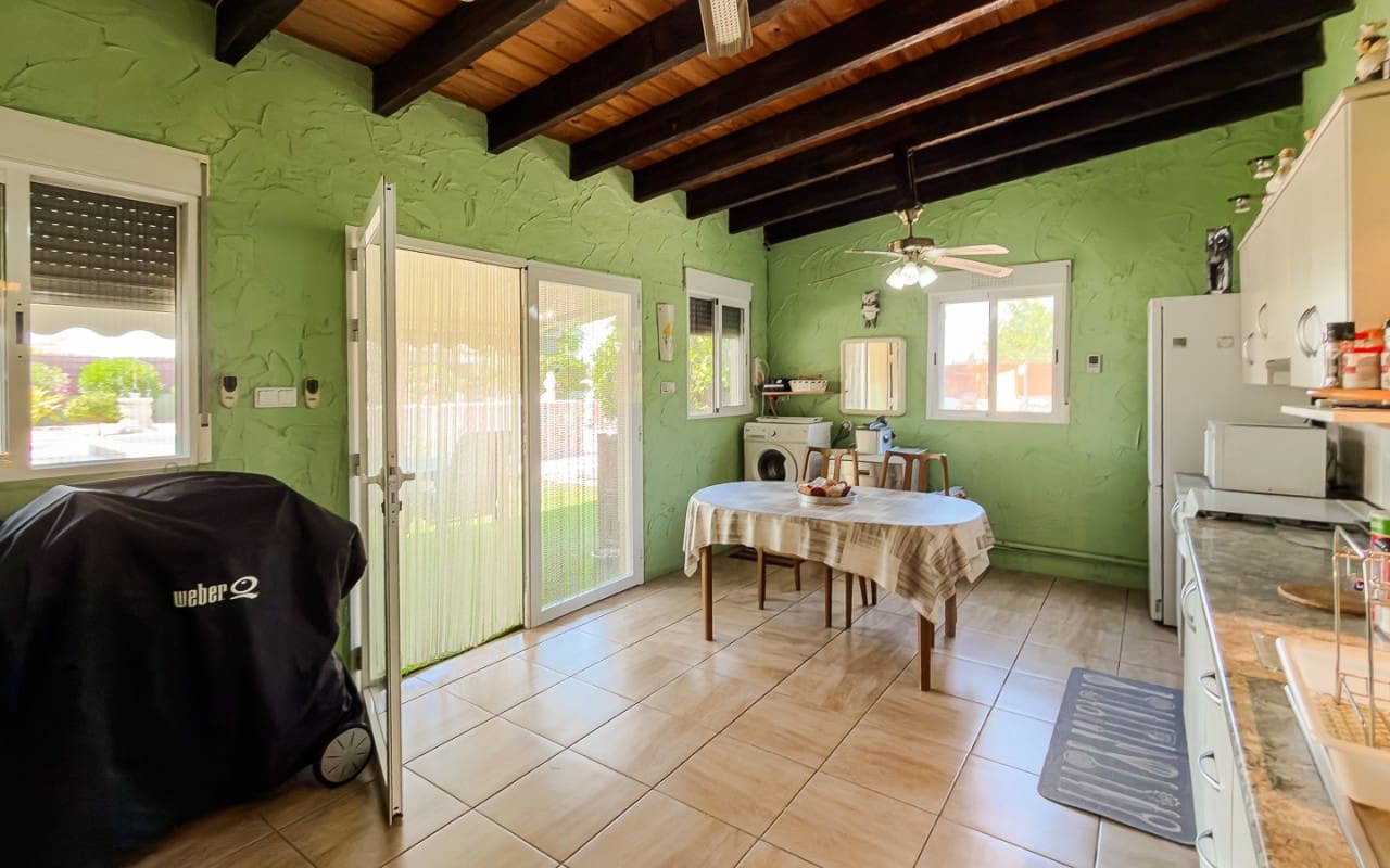 3 bedroom Finca/Country House for sale in Catral with pool - € 585,500 (Ref: 9946581)