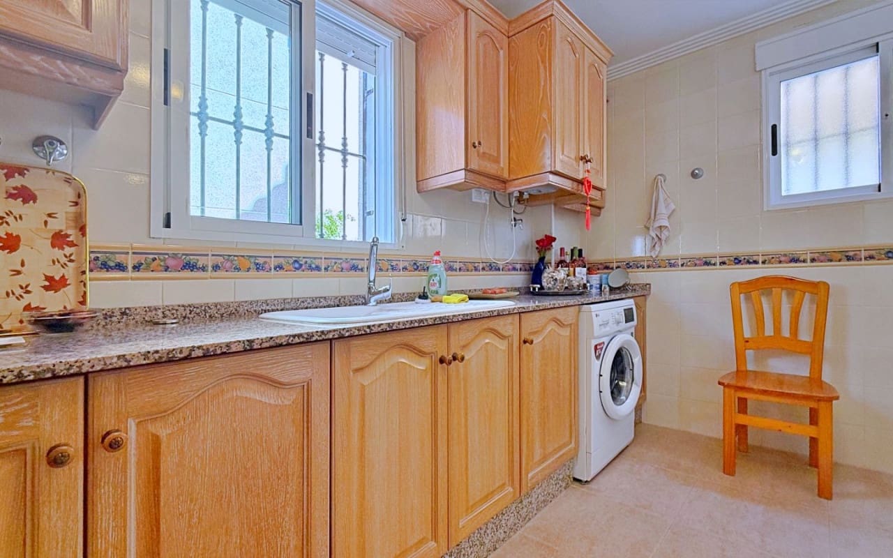 4 quarto Moradia para venda em Orihuela Costa - 379 000 € (Ref: 9950148)