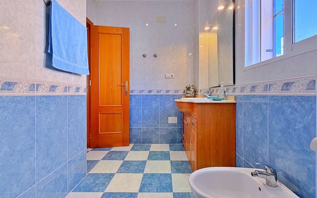 4 quarto Moradia para venda em Orihuela Costa - 379 000 € (Ref: 9950148)