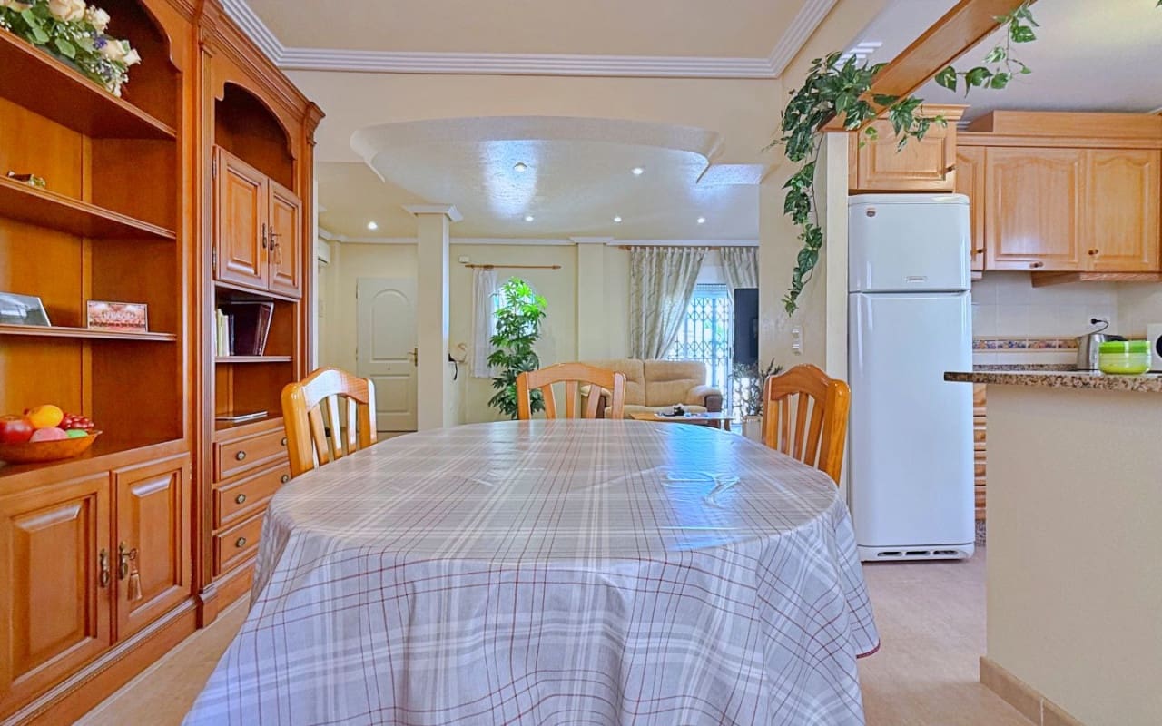 4 quarto Moradia para venda em Orihuela Costa - 379 000 € (Ref: 9950148)