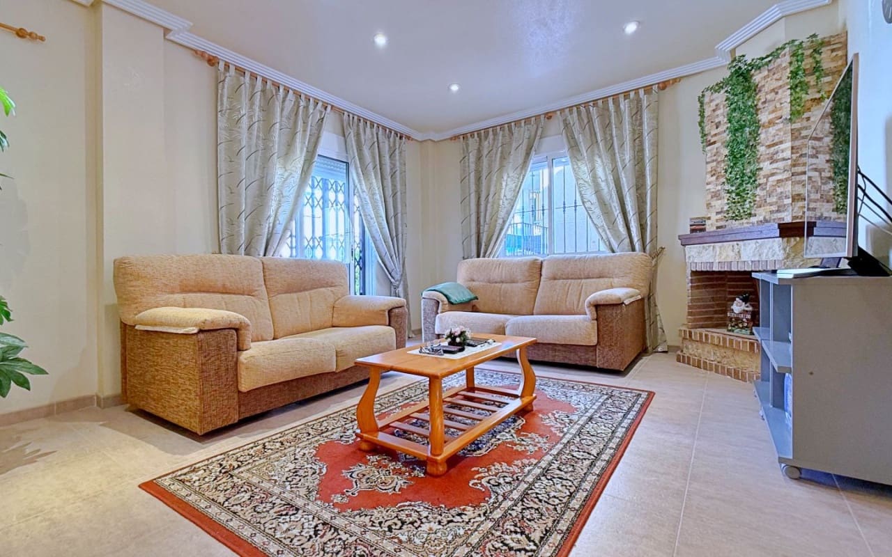 4 quarto Moradia para venda em Orihuela Costa - 379 000 € (Ref: 9950148)