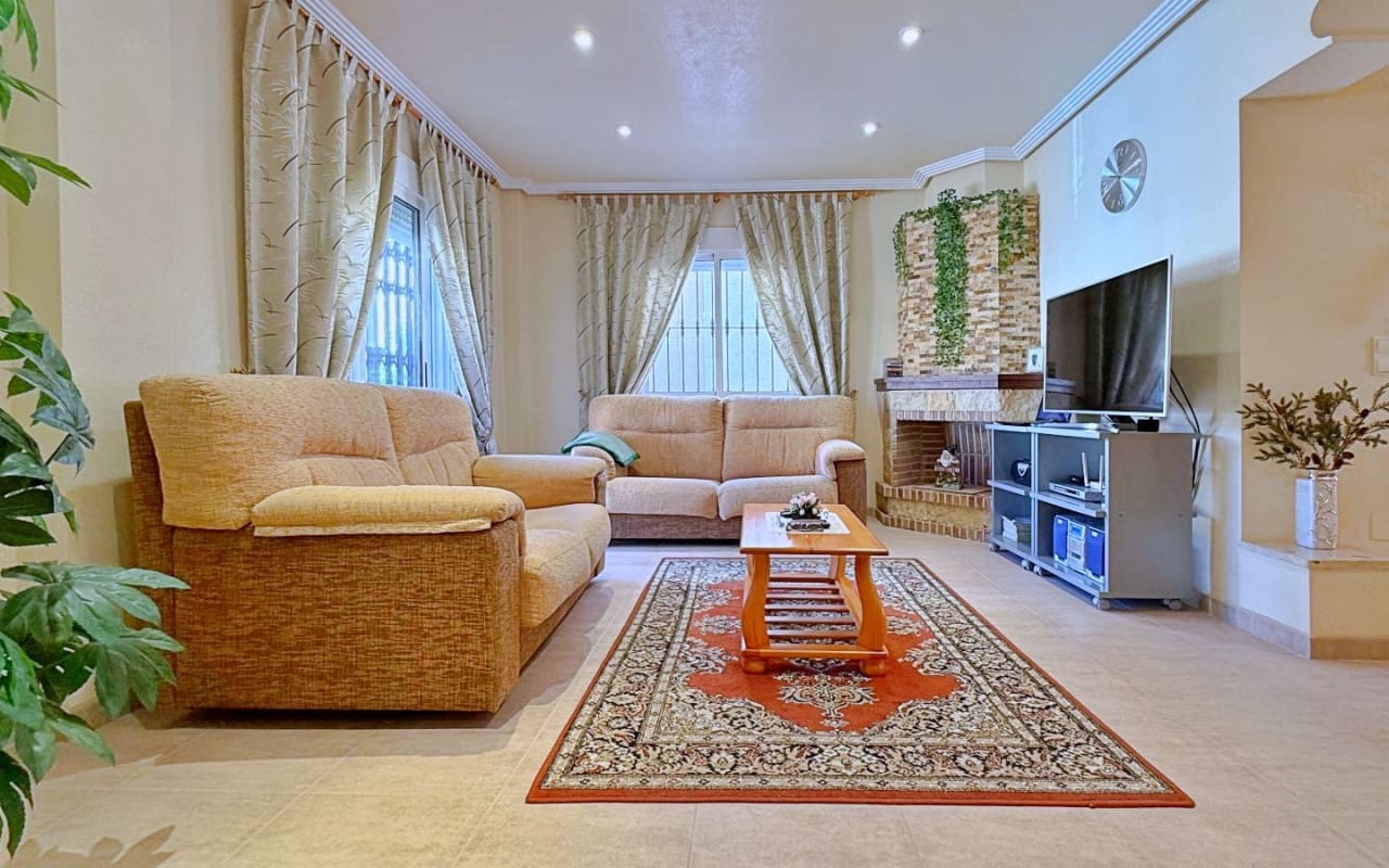 4 quarto Moradia para venda em Orihuela Costa - 379 000 € (Ref: 9950148)