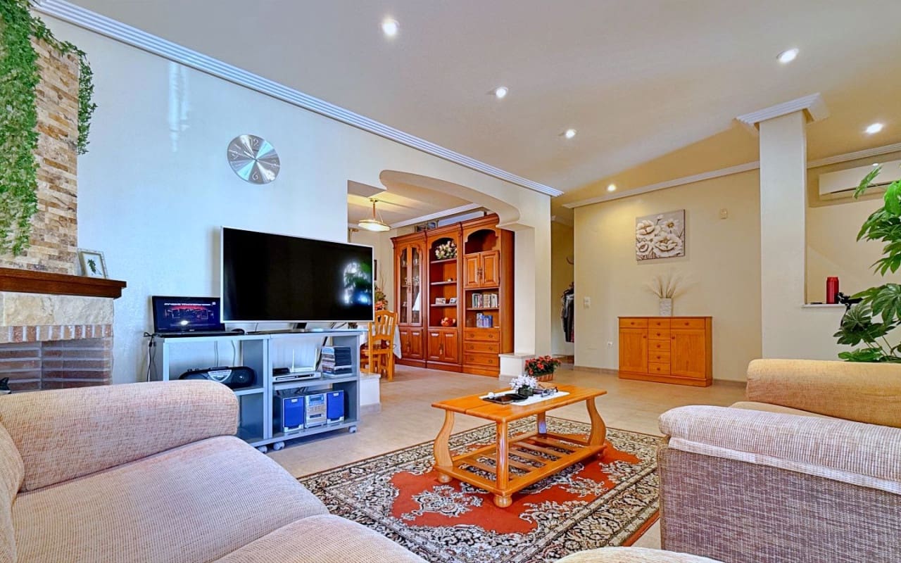 4 quarto Moradia para venda em Orihuela Costa - 379 000 € (Ref: 9950148)