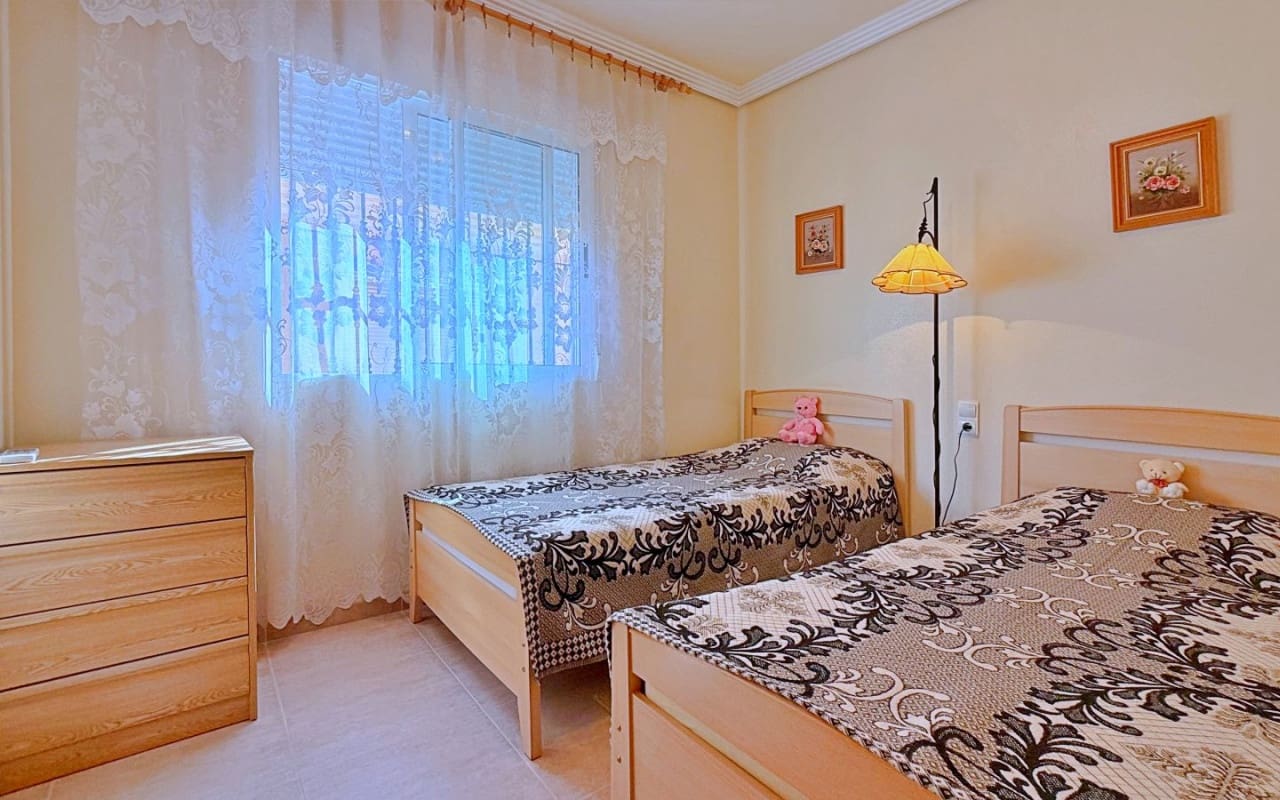 4 quarto Moradia para venda em Orihuela Costa - 379 000 € (Ref: 9950148)
