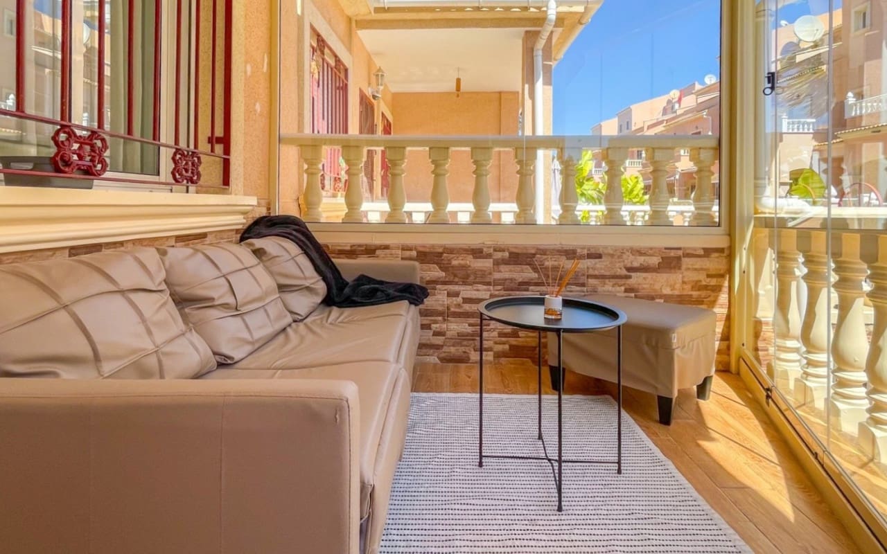 3 slaapkamer Huis te koop in Playa Flamenca met zwembad - € 285.000 (Ref: 9950149)