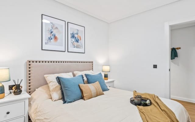 2 chambre Appartement à vendre à La Florida, Orihuela avec piscine - 194 800 € (Ref: 9950151)