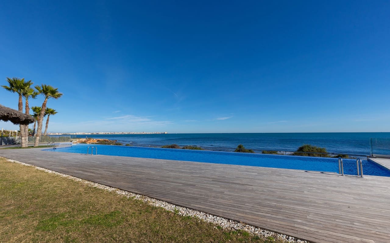 2 chambre Appartement à vendre à Punta Prima - 765 000 € (Ref: 9950152)