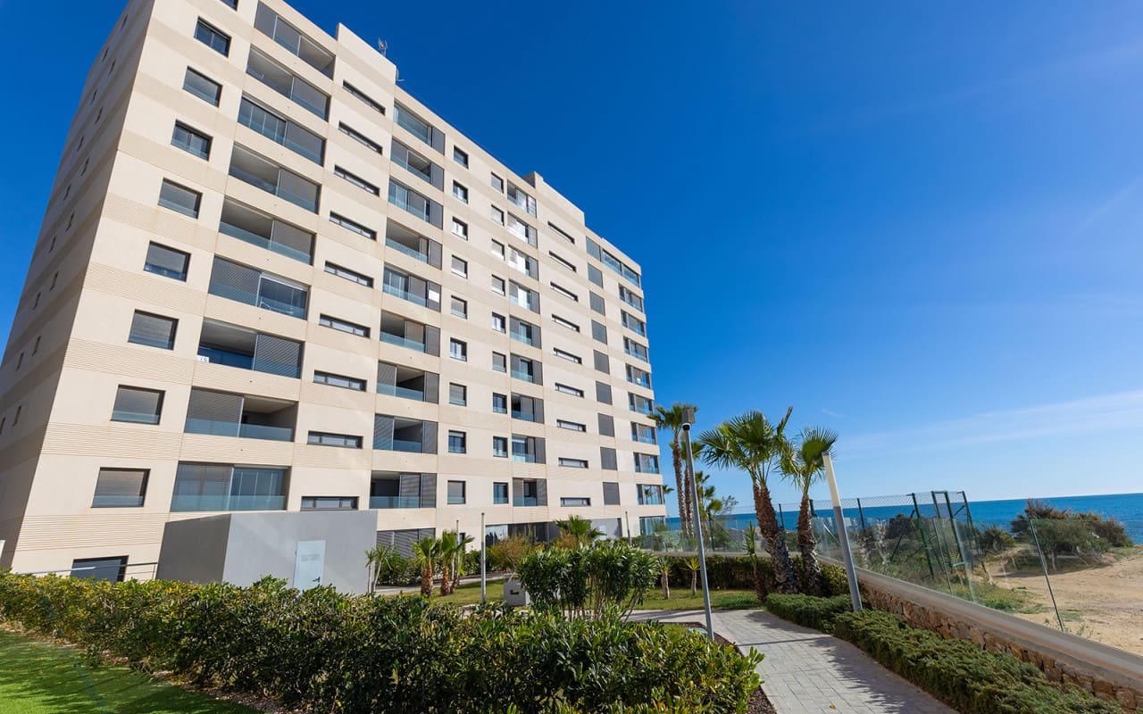 2 chambre Appartement à vendre à Punta Prima - 765 000 € (Ref: 9950152)