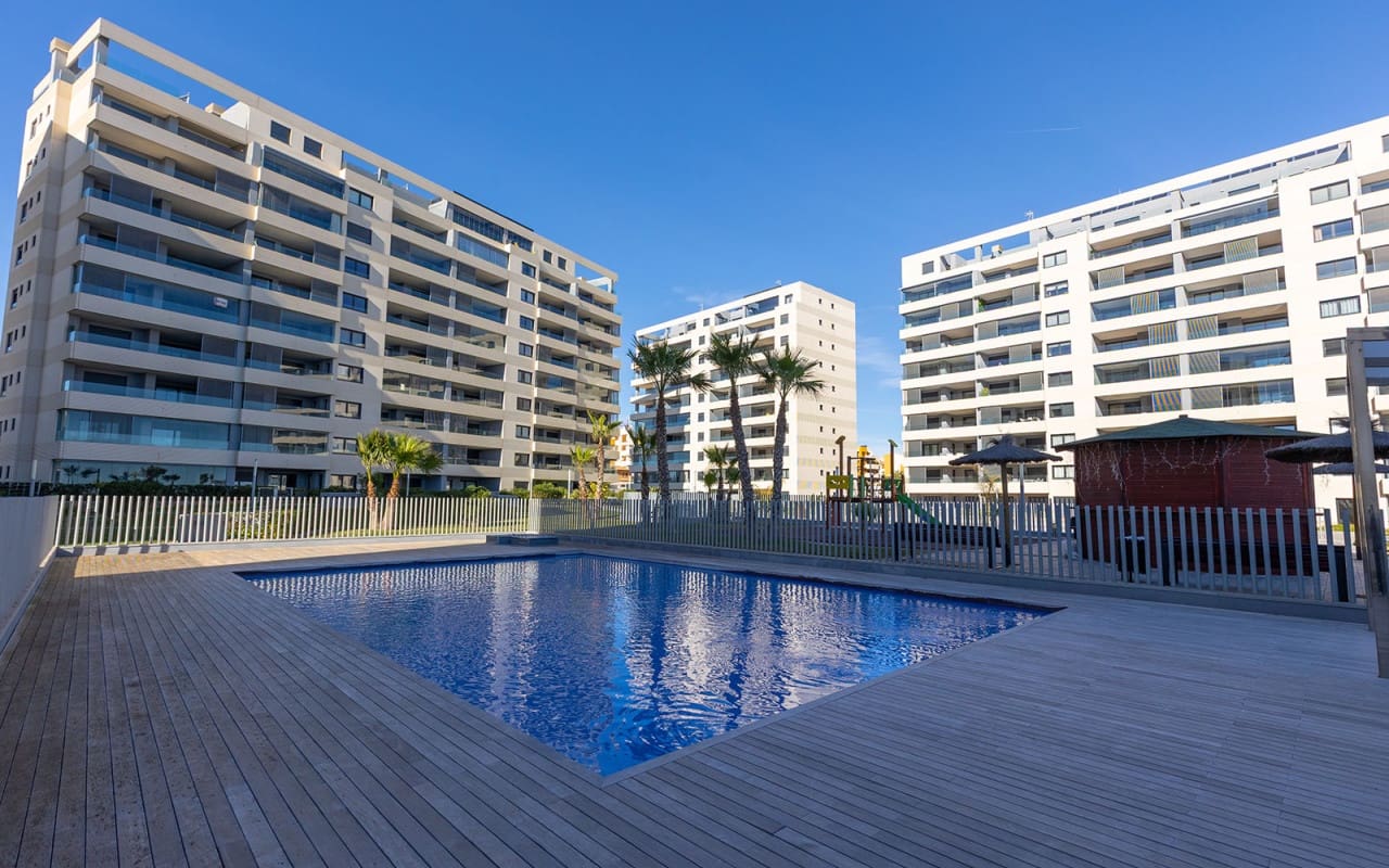 2 chambre Appartement à vendre à Punta Prima - 765 000 € (Ref: 9950152)