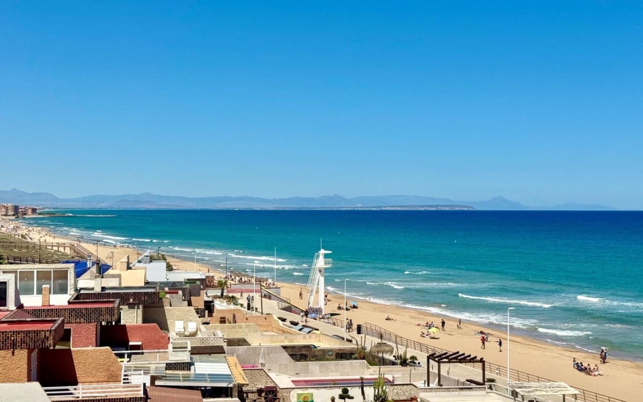2 sypialnia Apartament przy plaży na sprzedaż w La Mata z basenem - 319 000 € (Ref: 9950154)