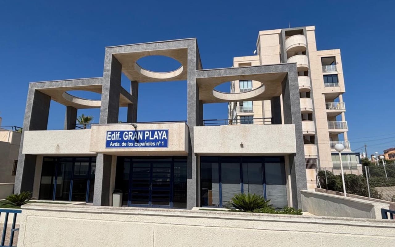 2 sypialnia Apartament przy plaży na sprzedaż w La Mata z basenem - 319 000 € (Ref: 9950154)