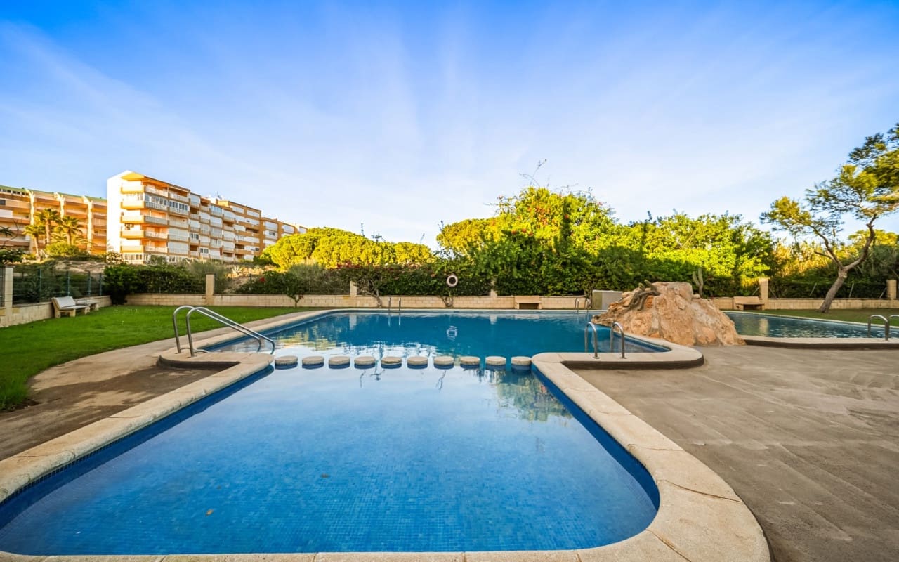 2 chambre Appartement à vendre à La Mata avec piscine - 172 900 € (Ref: 9950155)