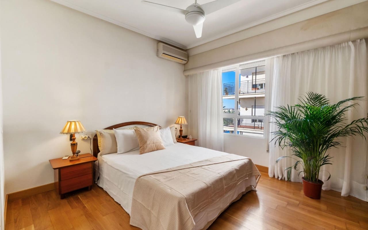 4 soveværelse Lejlighed til salg i Torrevieja - € 499.000 (Ref: 9950156)