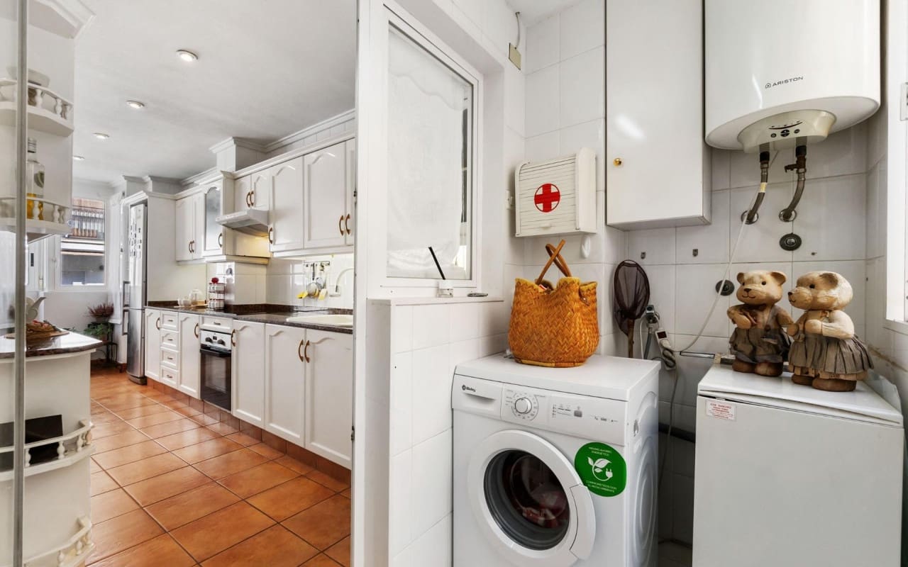 4 soveværelse Lejlighed til salg i Torrevieja - € 499.000 (Ref: 9950156)
