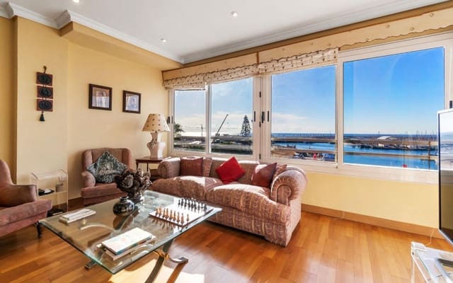 4 soveværelse Lejlighed til salg i Centro - Muelle Pesquero, Torrevieja - € 499.000 (Ref: 9950156)