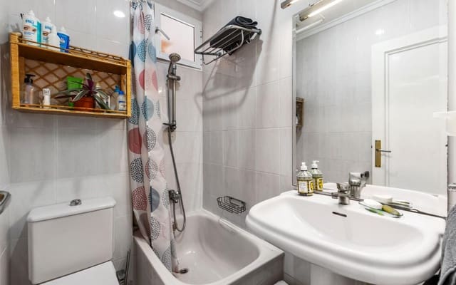 4 soveværelse Lejlighed til salg i Centro - Muelle Pesquero, Torrevieja - € 499.000 (Ref: 9950156)