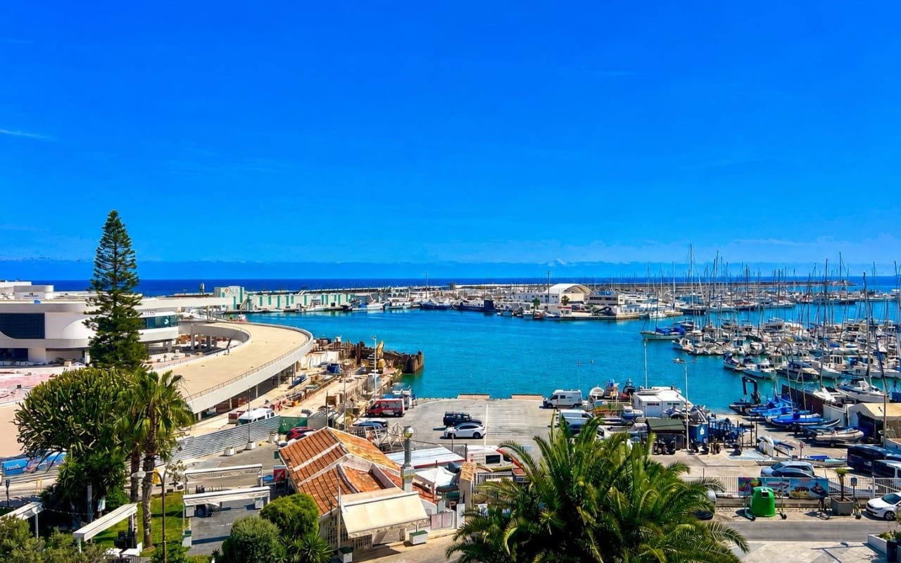 4 soveværelse Lejlighed til salg i Torrevieja - € 499.000 (Ref: 9950156)