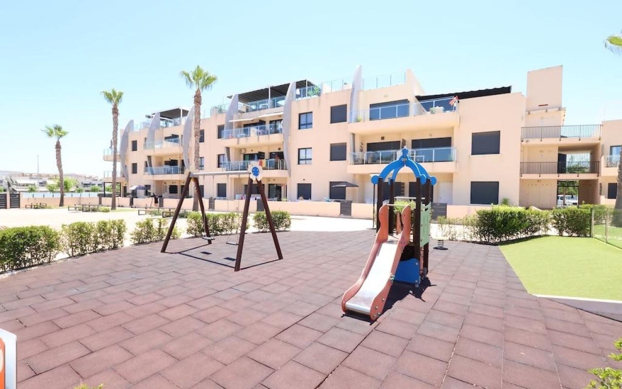 2 sypialnia Dom na sprzedaż w Torre de la Horadada z basenem - 259 500 € (Ref: 9956203)