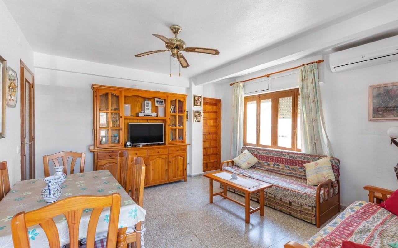 3 sovrum Hus till salu i La Mata - 190 000 € (Ref: 9956207)