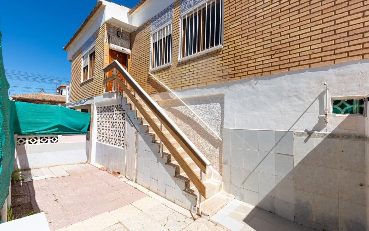 3 sovrum Hus till salu i La Mata - 190 000 € (Ref: 9956207)