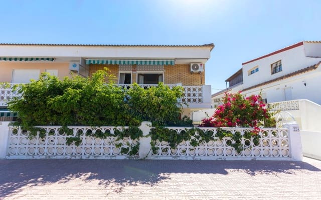 3 bedroom Townhouse for sale in Los Europeos, Torrevieja - € 190,000 (Ref: 9956207)