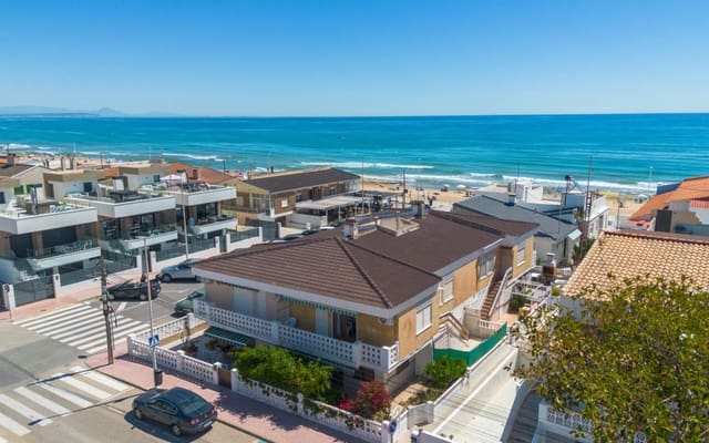 3 bedroom Townhouse for sale in Los Europeos, Torrevieja - € 190,000 (Ref: 9956207)
