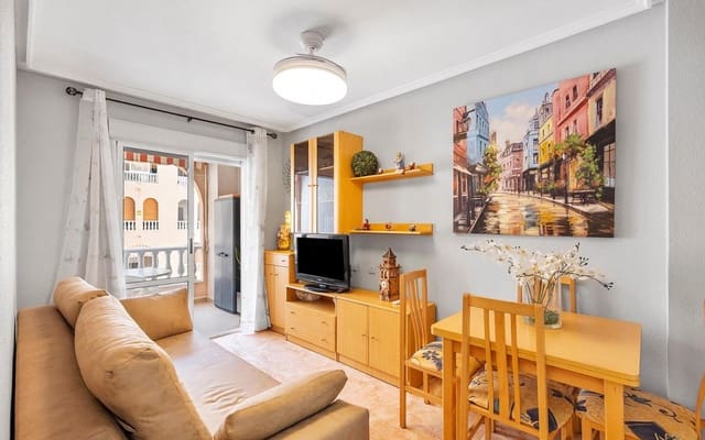 2 quarto Apartamento para venda em Avenida Habaneras - Curva de Palangre, Torrevieja com piscina - 143 000 € (Ref: 9956211)
