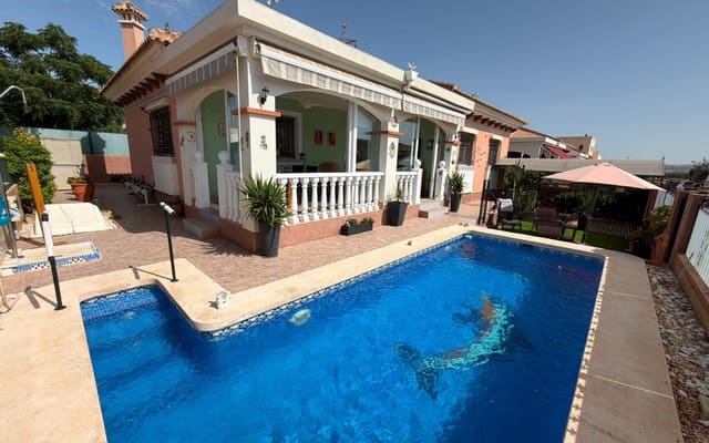 3 soverom Villa til salgs i Los Montesinos med svømmebasseng garasje - € 315 000 (Ref: 9963989)