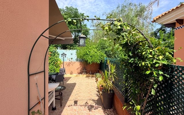 3 soverom Villa til salgs i Los Montesinos med svømmebasseng garasje - € 315 000 (Ref: 9963989)