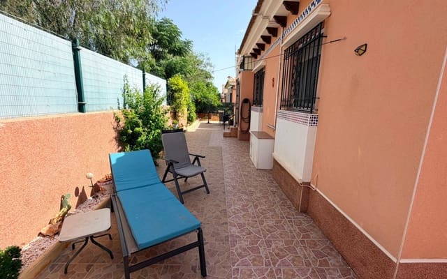 3 soverom Villa til salgs i Los Montesinos med svømmebasseng garasje - € 315 000 (Ref: 9963989)