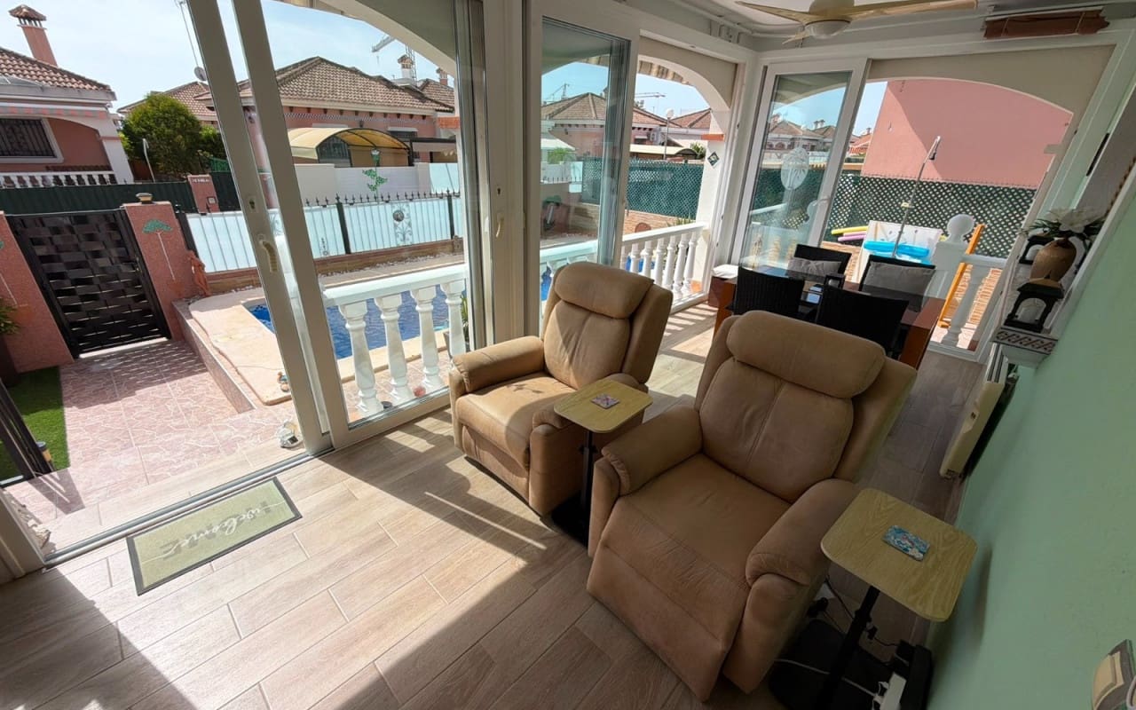 3 camera da letto Villa in vendita in Los Montesinos con piscina - 315.000 € (Rif: 9963989)