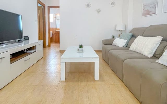 4 slaapkamer Huis te koop in Punta Prima, Orihuela met zwembad - € 339.000 (Ref: 9963992)